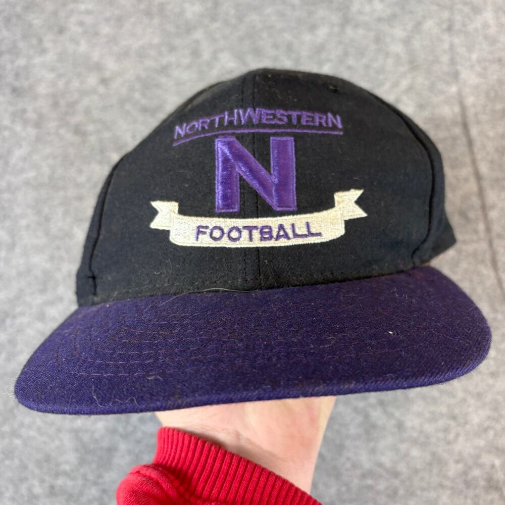 Vintage Northwestern Wildcats Football Cap Mens Size 7 1/8 Black Purple Hat USA